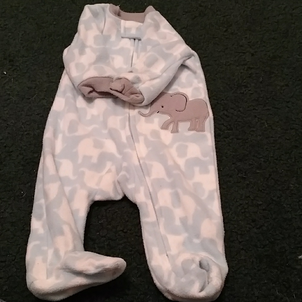 Zipper up baby pajamas